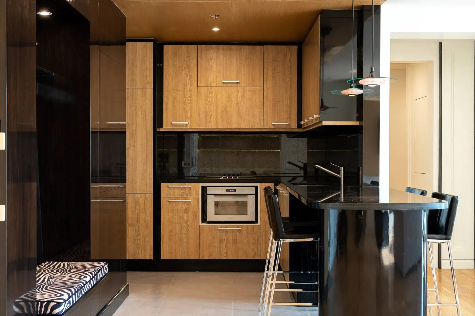 Property photos for The Legend Saladaeng