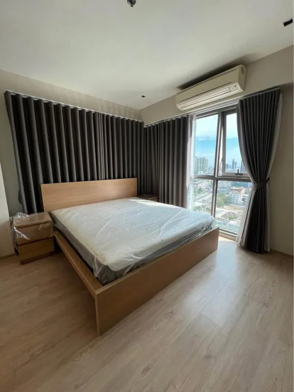 Property photos for Whizdom Station Ratchada - Thapra