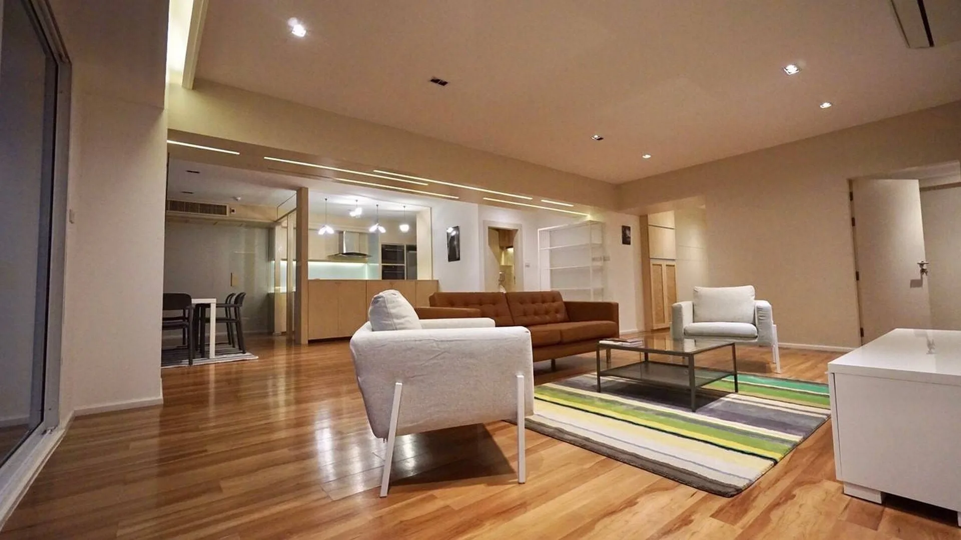 Property photos for Royal Castle