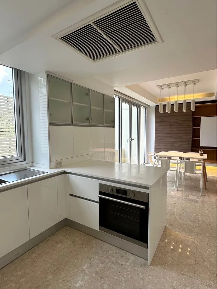 Property photos for The Lofts Sathorn