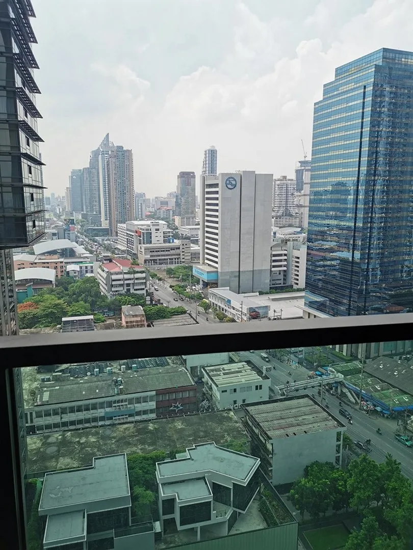 Property photos for Lumpini Suite Phetchaburi - Makkasan