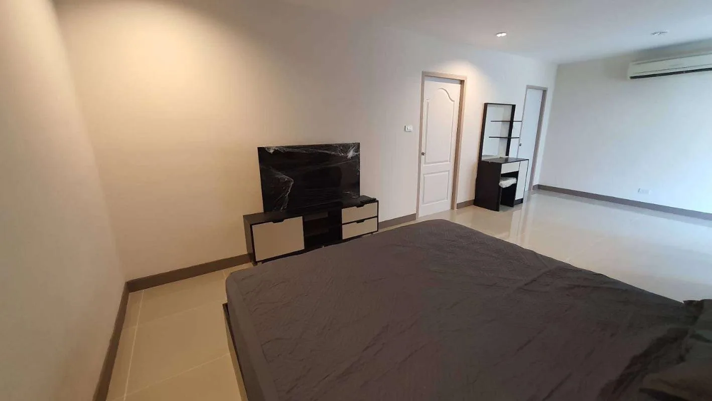 Property photos for Sri Bearing Place