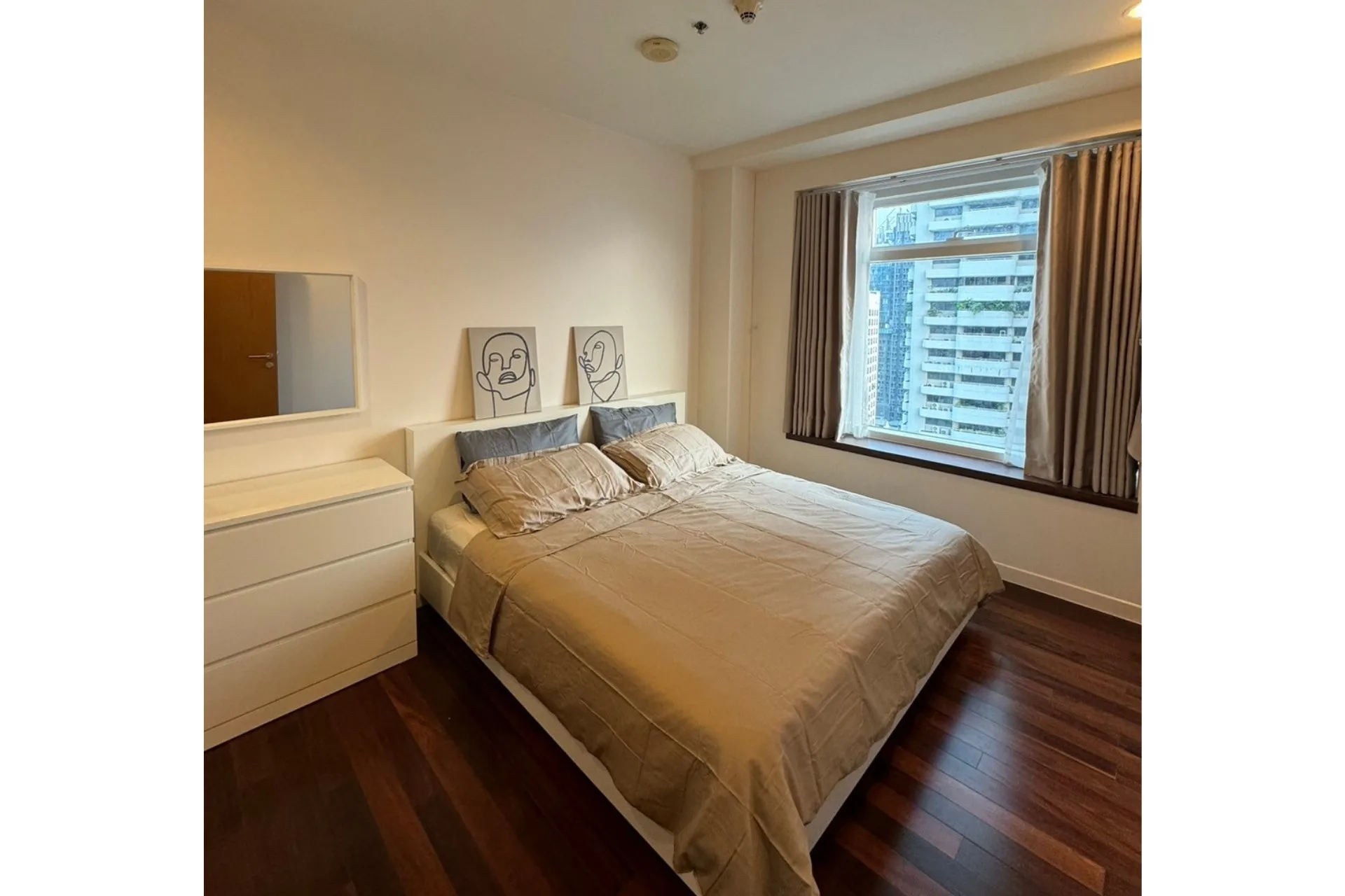 Property photos for Circle Condominium