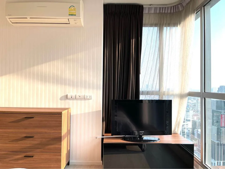 Property photos for Rhythm Sathorn - Narathiwas