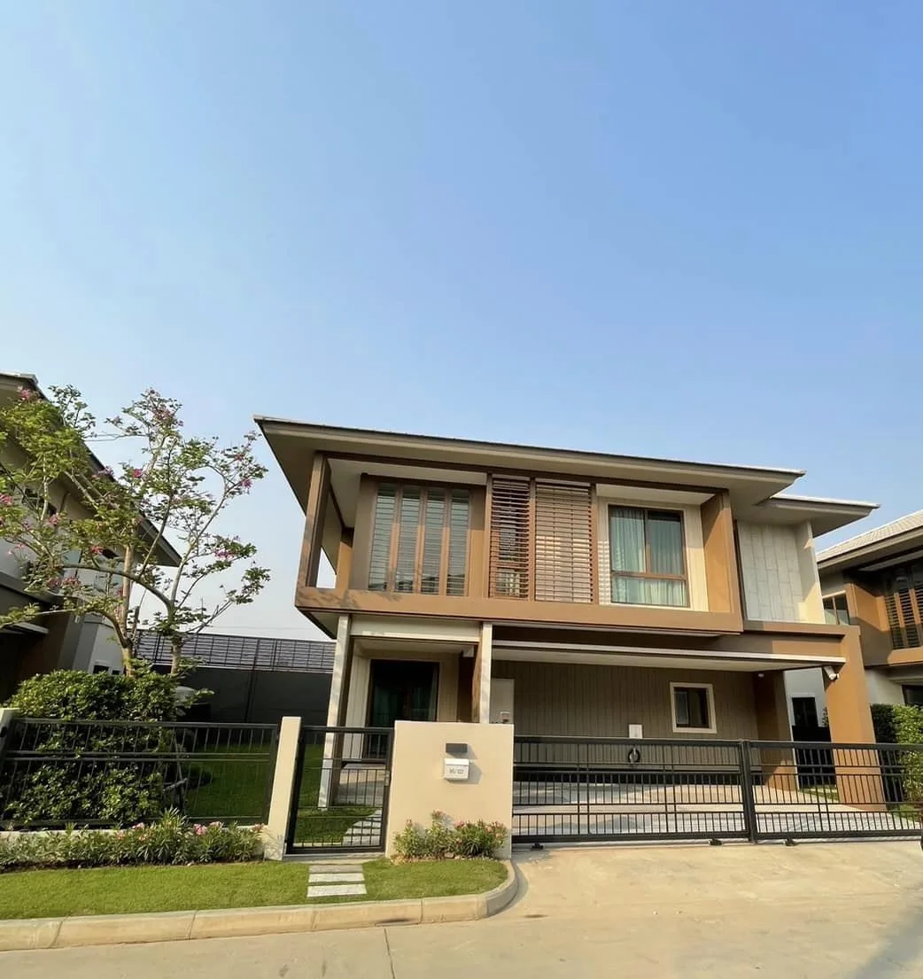 Property photos for Burasiri Krungthep Kreetha