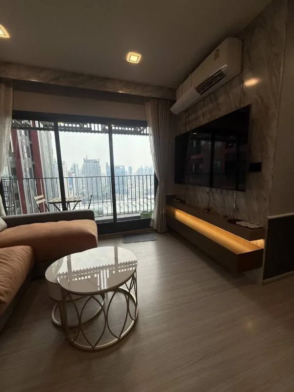 Property photos for Life Asoke Hype