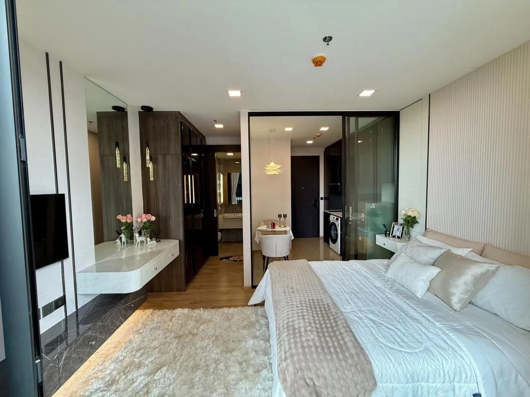 Property photos for Noble Around Ari