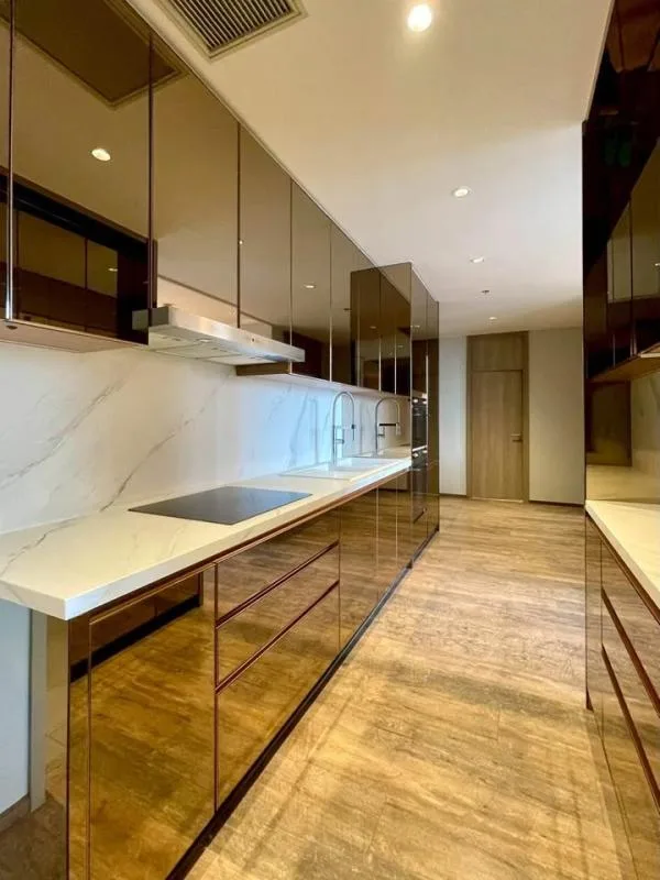 Property photos for Noble Ploenchit