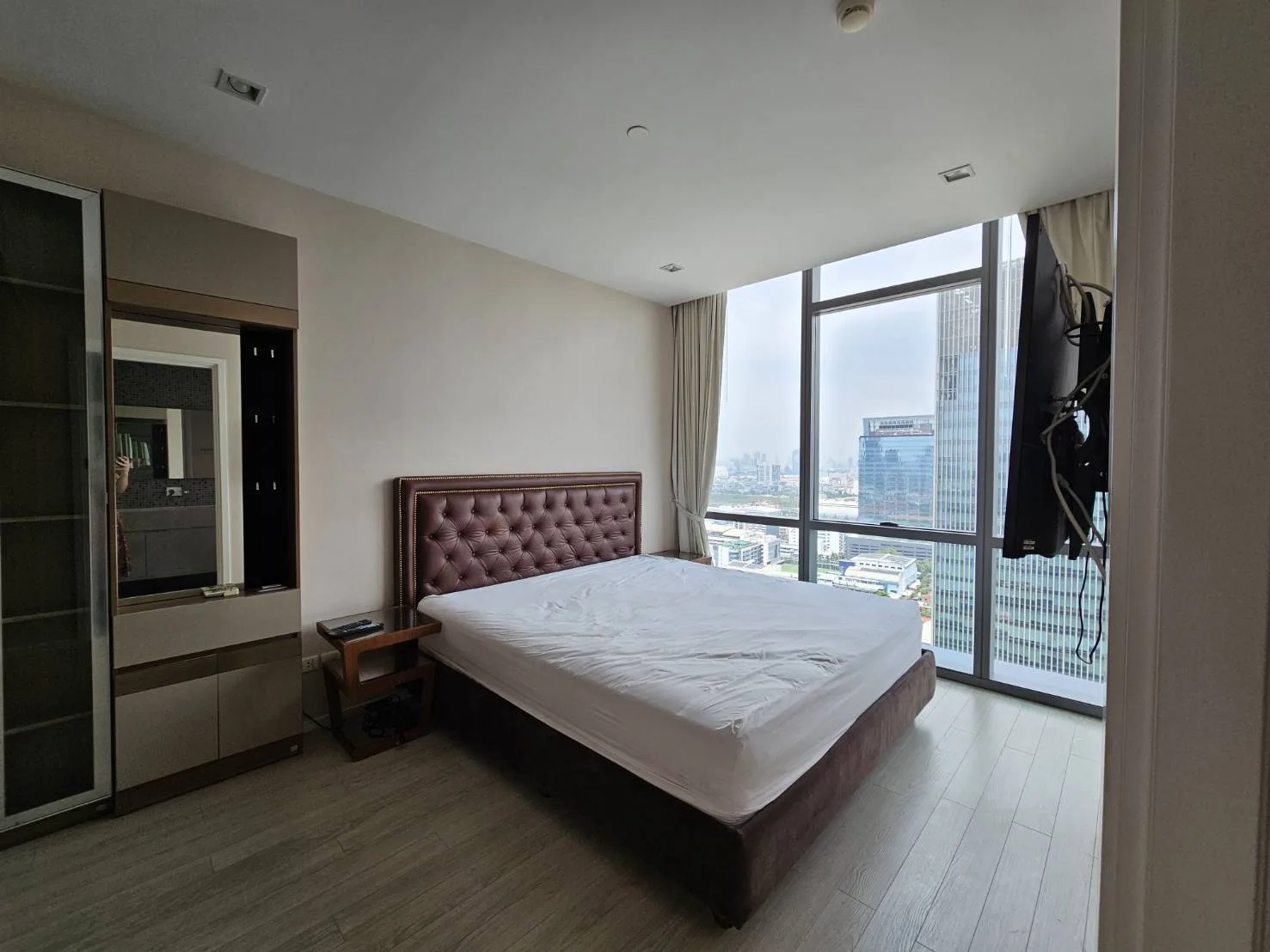 Property photos for The Room Sukhumvit 21