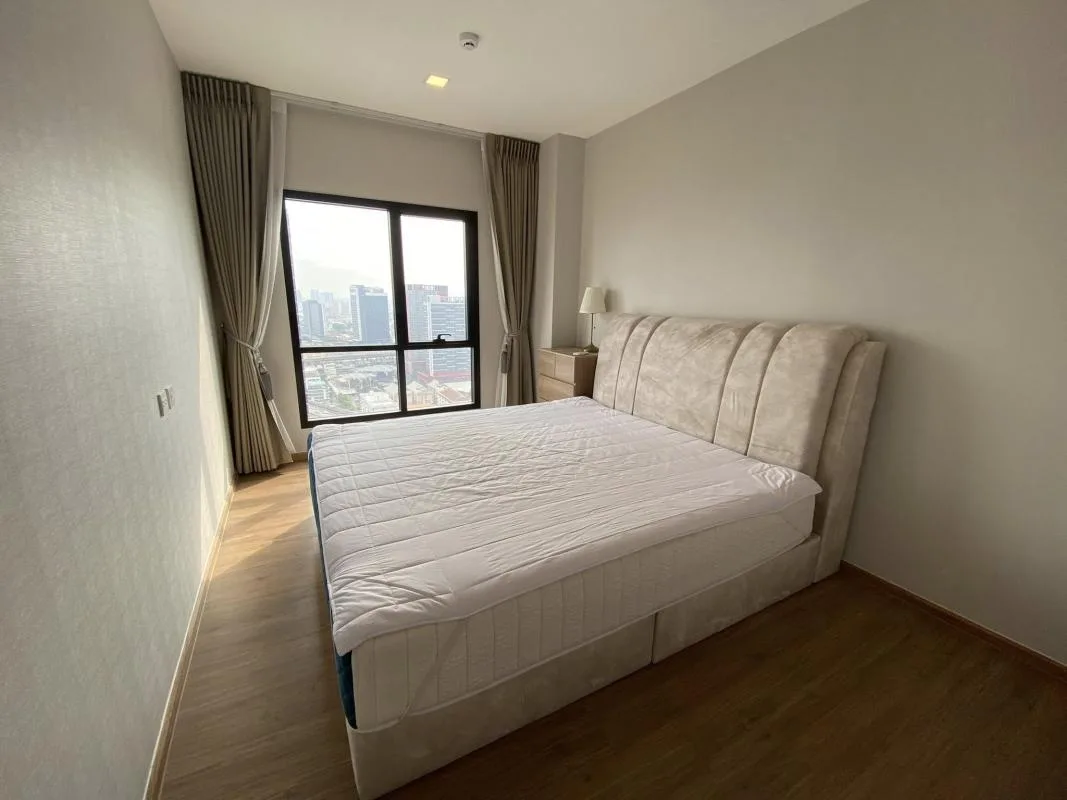 Property photos for Metris Rama 9-ramkhamhaeng