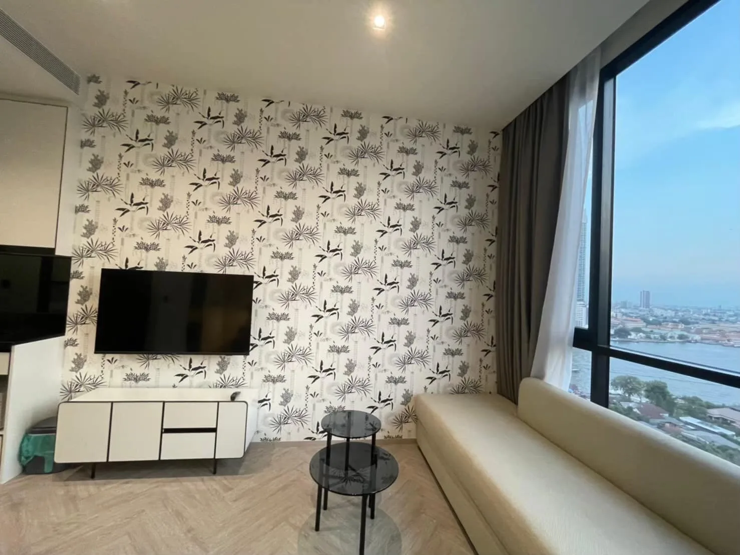 Property photos for Chapter Charoennakhorn-riverside