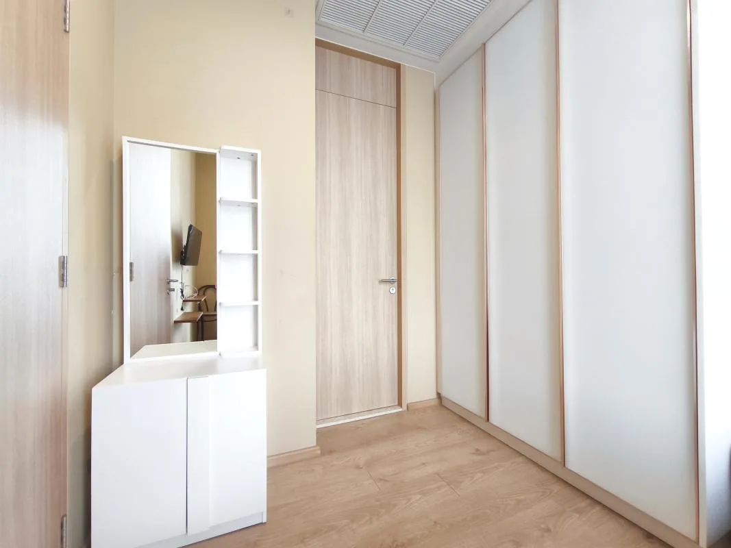 Property photos for Noble BE19