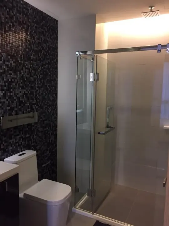 Property photos for The Room Sathorn - St.Louis