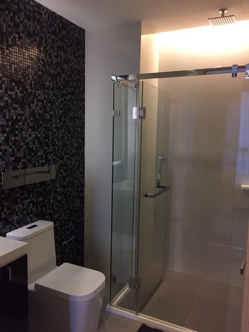 Property photos for The Room Sathorn - St.Louis