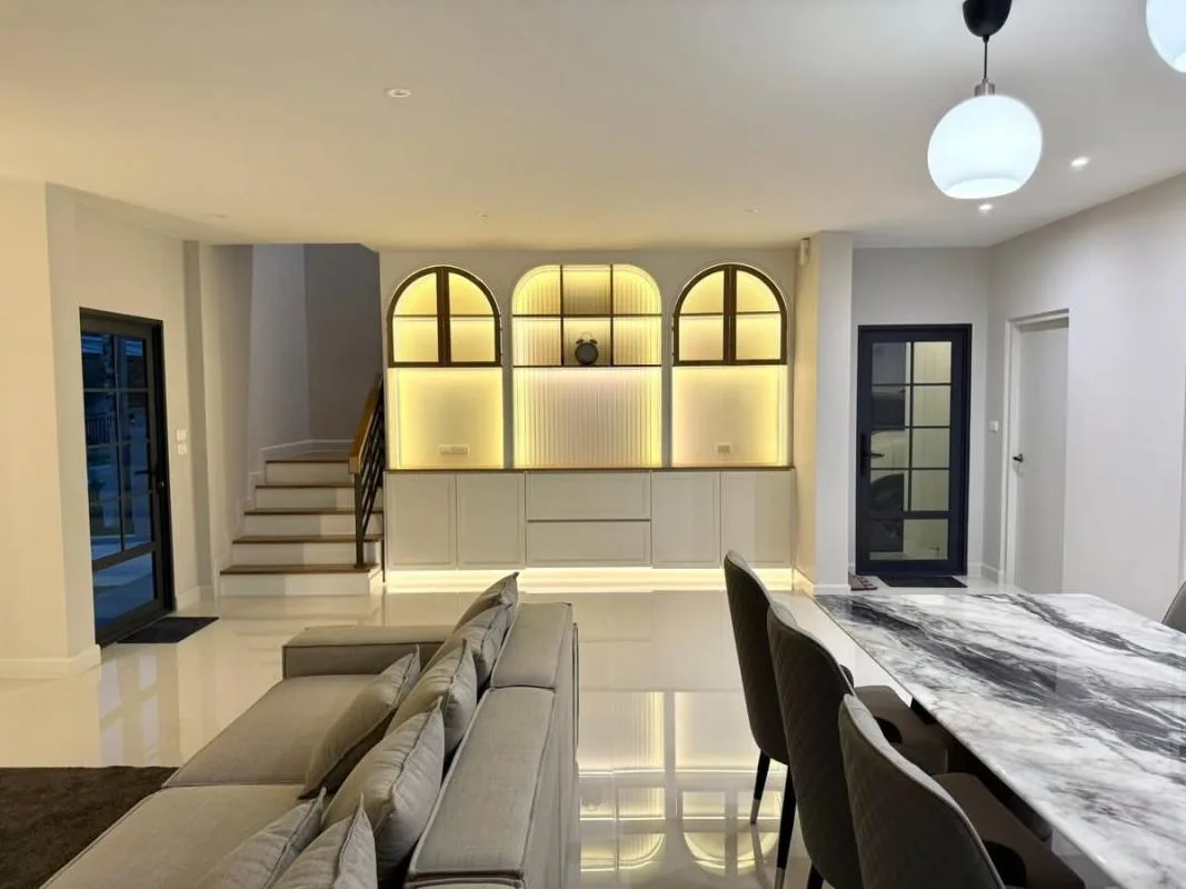 Property photos for Centro Bangna-wongwaen