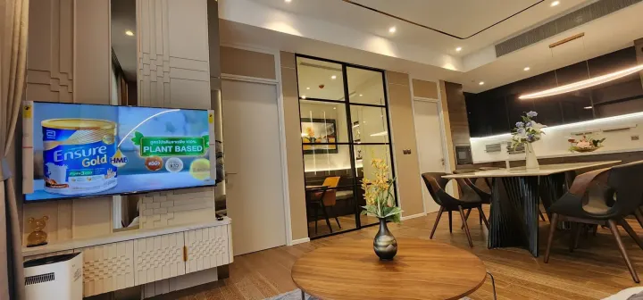 Property photos for Muniq Langsuan