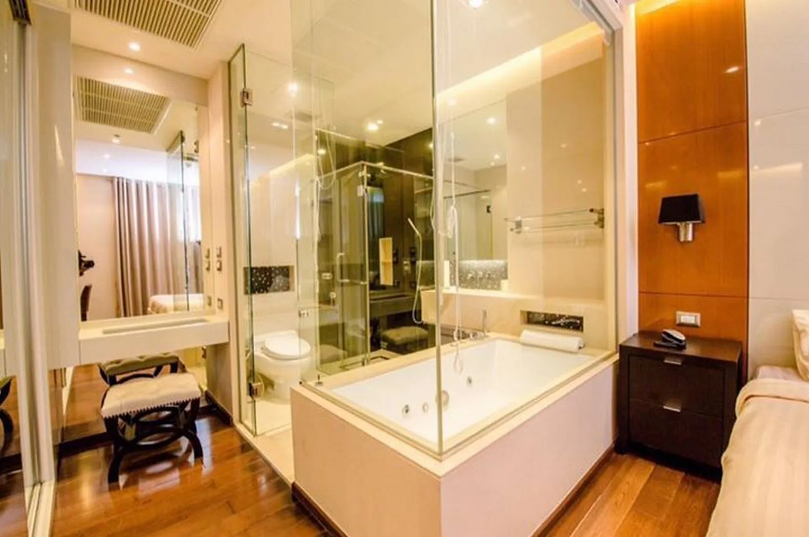 Property photos for The Address Sukhumvit 28