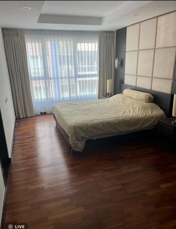 Property photos for Avenue 61
