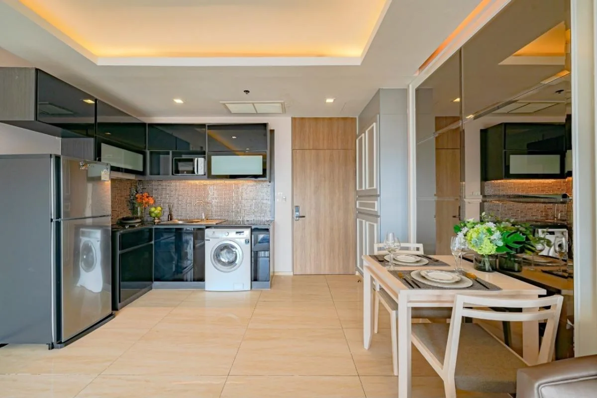 Property photos for Noble Reveal