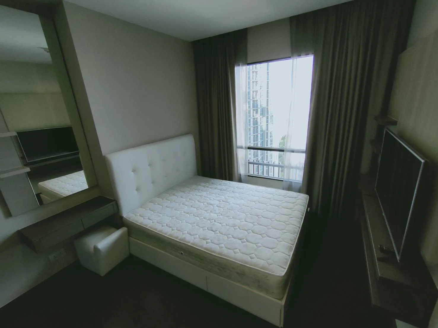 Property photos for Ivy Ampio