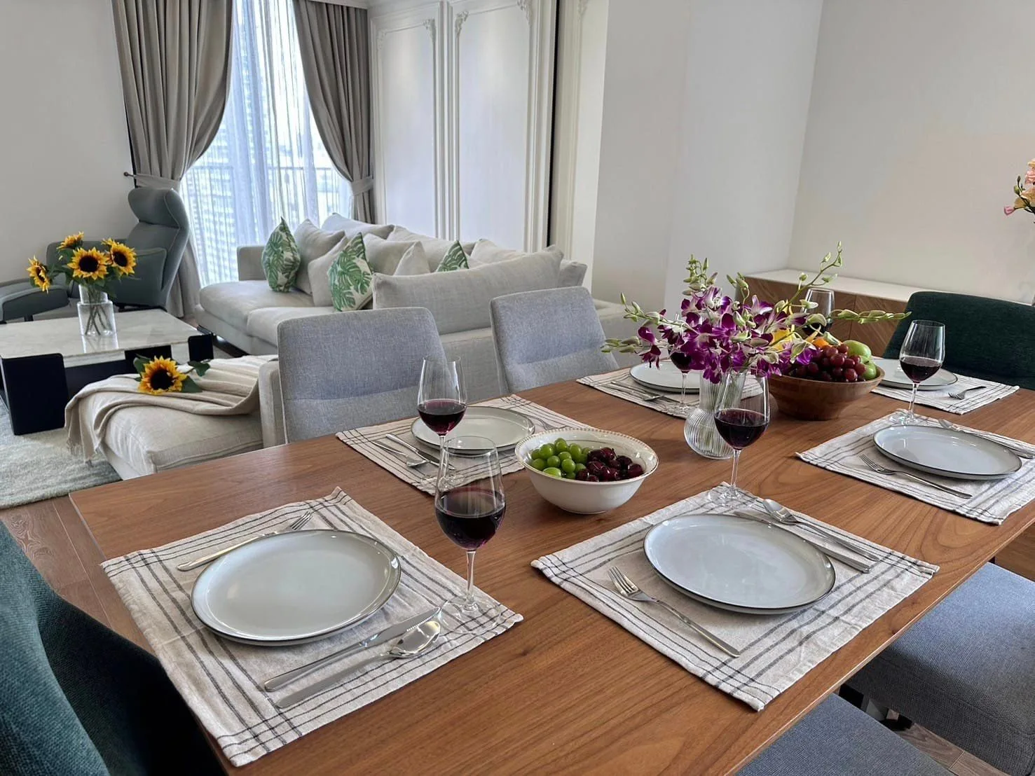 Property photos for Noble BE 33