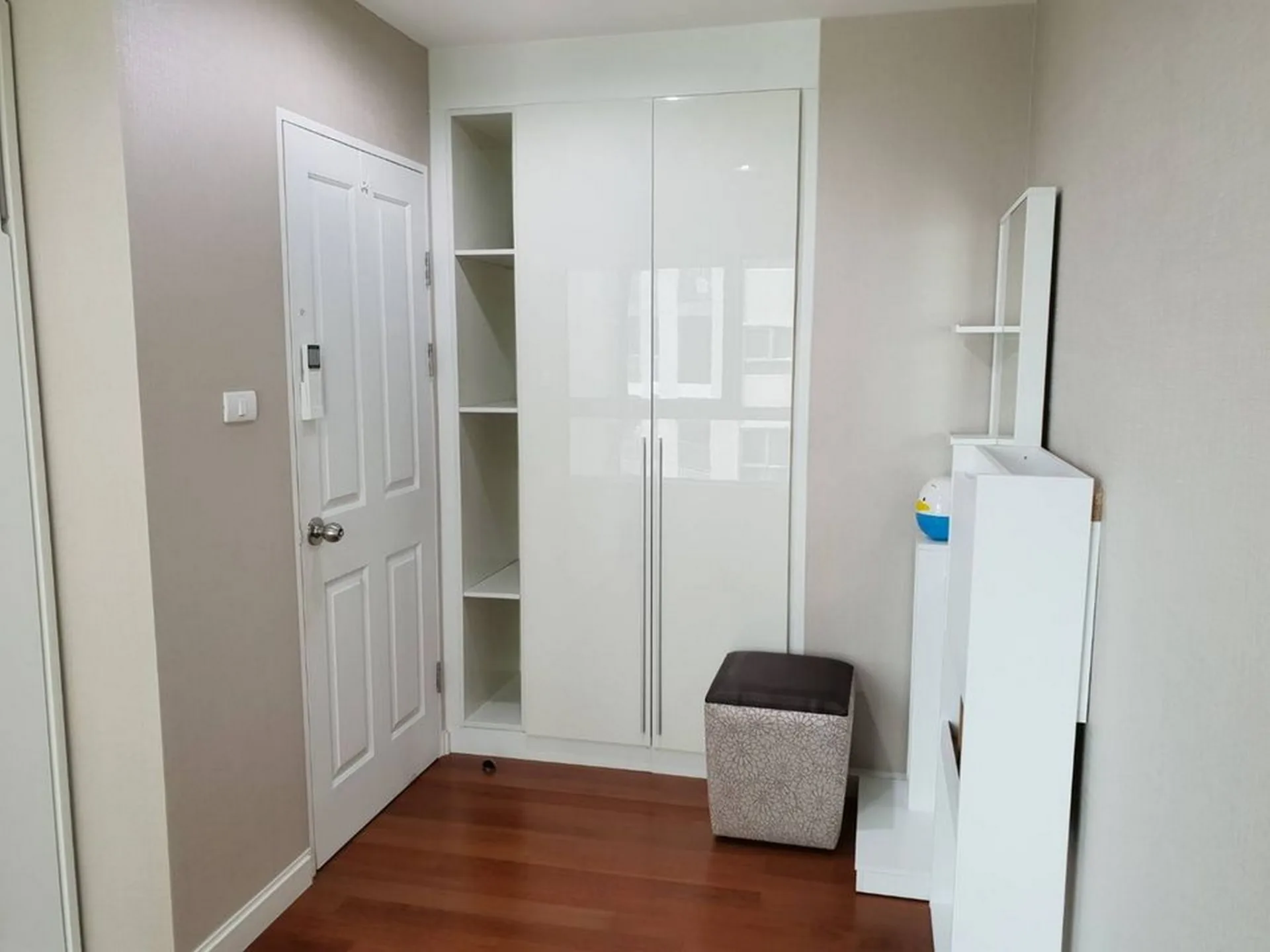 Property photos for Belle Grand Rama 9