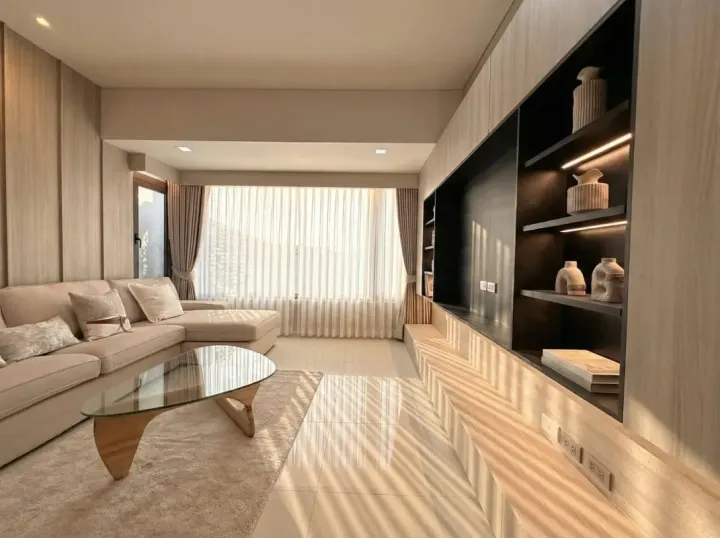 Property photos for Amanta Lumpini