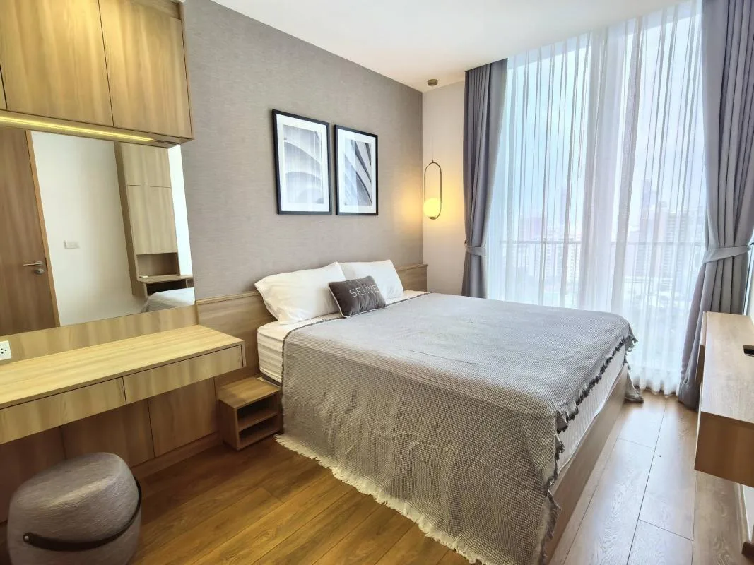 Property photos for Noble BE 33