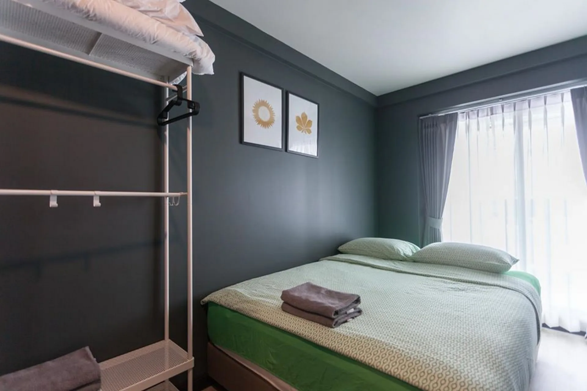 Property photos for State Tower