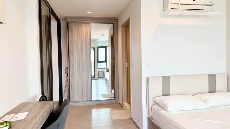 Property photos for Life Sathorn Sierra