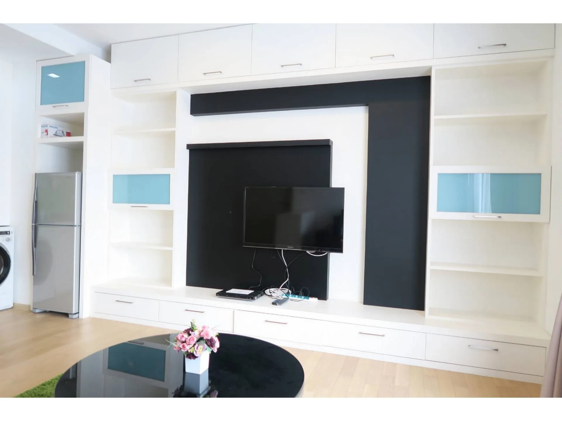 Property photos for Noble Reveal