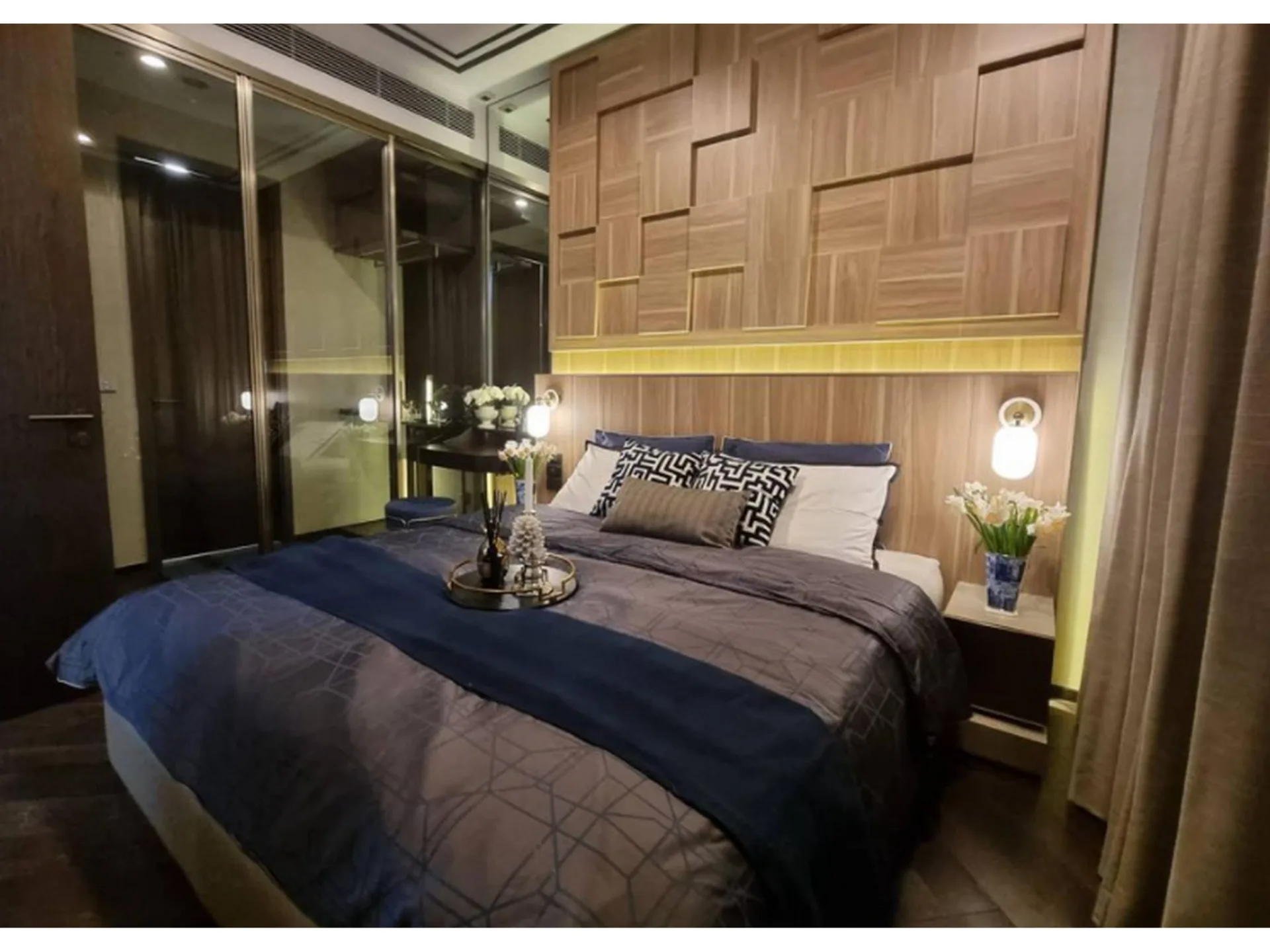 Property photos for The Esse Sukhumvit 36