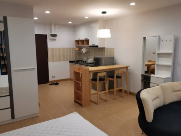 Property photos for Sathorn Gardens