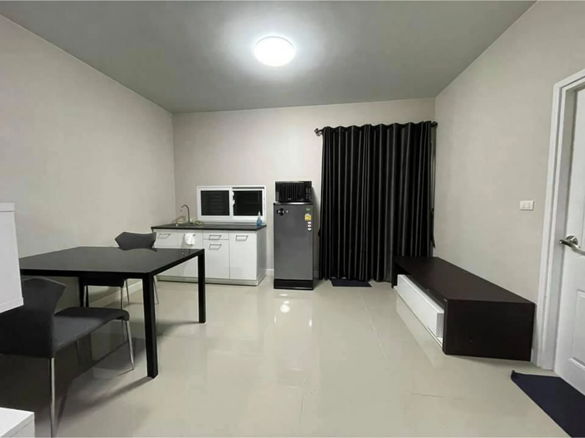 Property photos for The Village 3 Bang Na-wong Waen