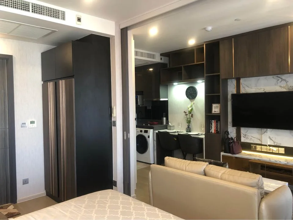 Property photos for Ashton Asoke