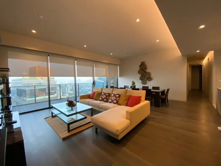 Property photos for Tela Thonglor