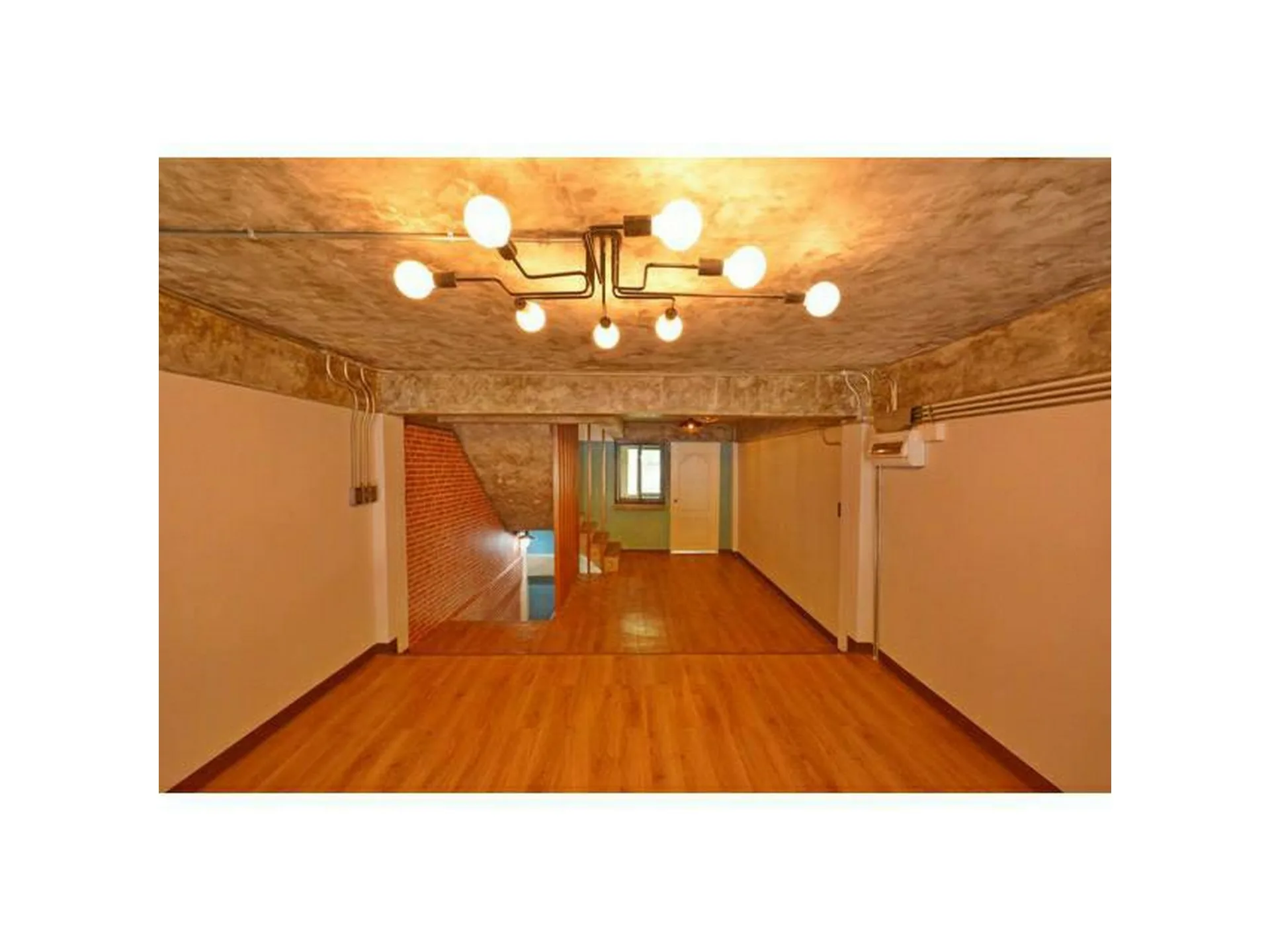 Property photos for Townhouse 85/33 Phahonyothin