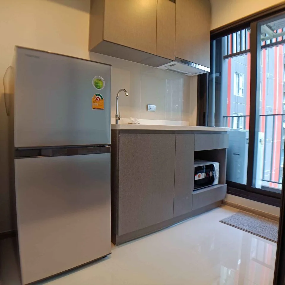 Property photos for Life Asoke Hype