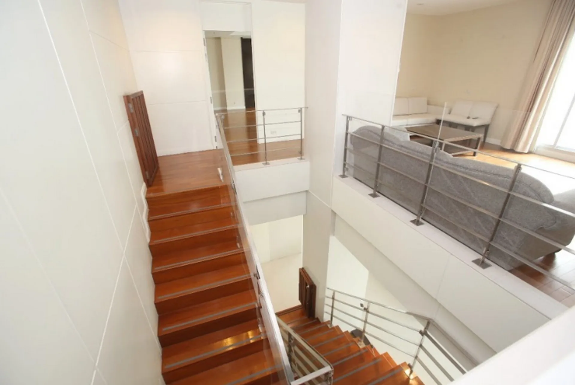 Property photos for Royal Residence Park