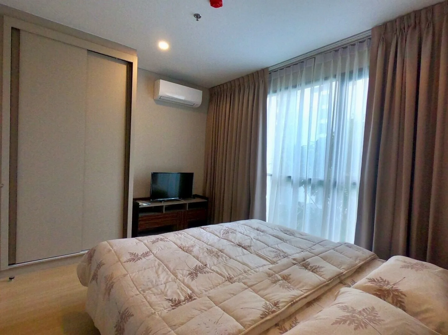 Property photos for Lumpini Suite Phetchaburi - Makkasan