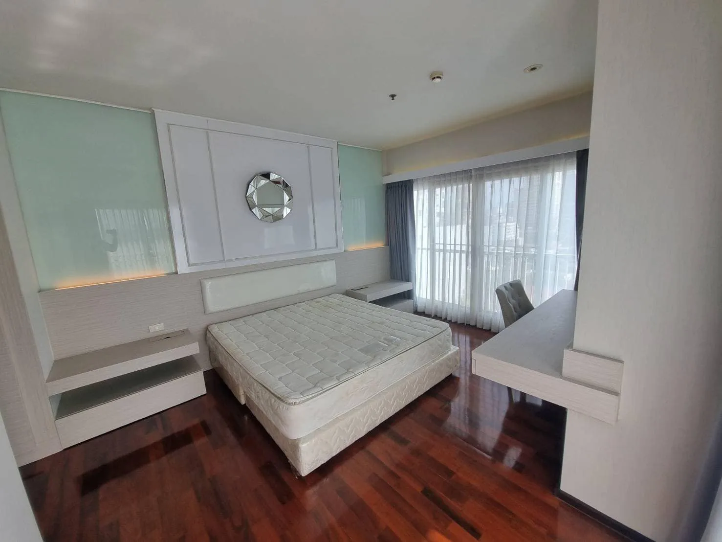 Property photos for Noble Ora