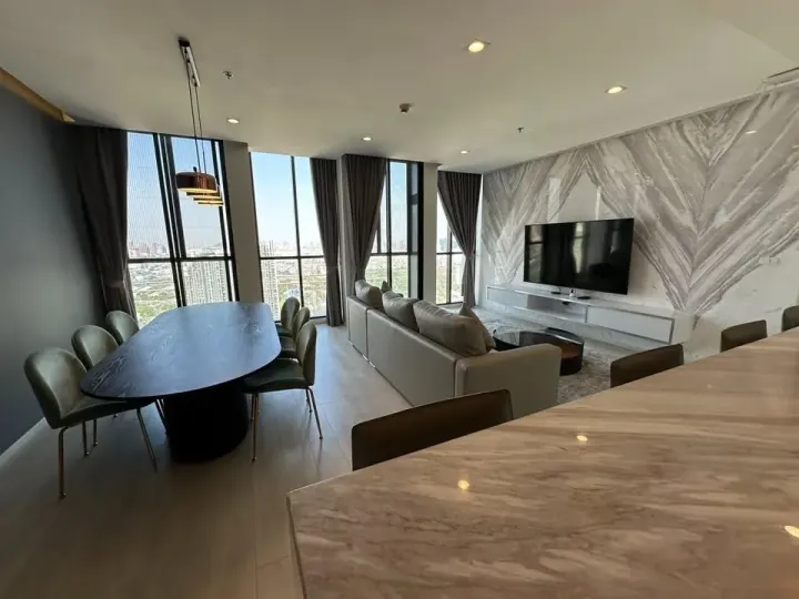 Property photos for Noble Ploenchit