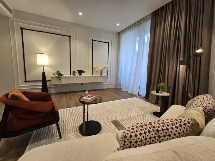 Property photos for Muniq Langsuan