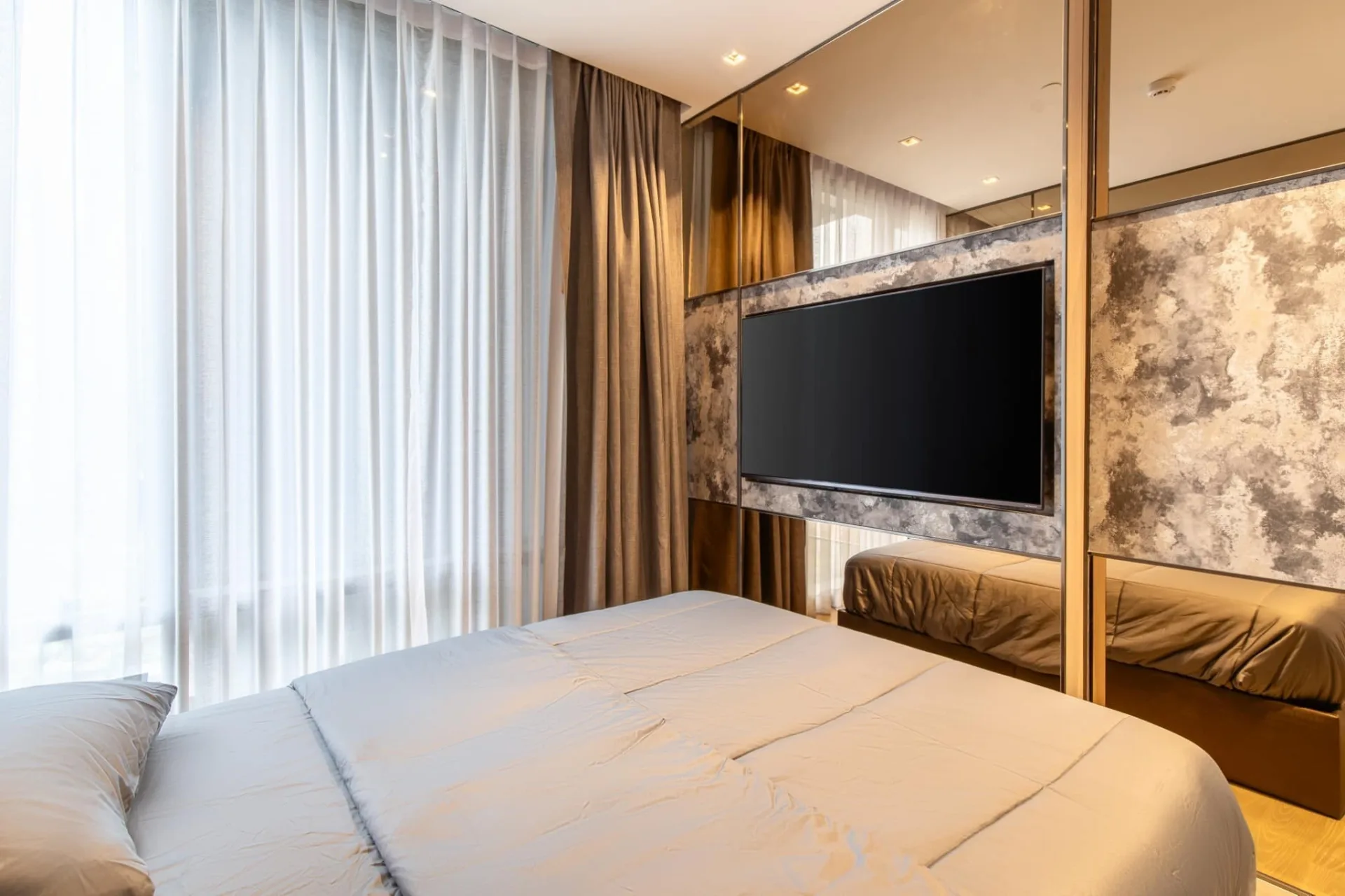 Property photos for Ashton Silom