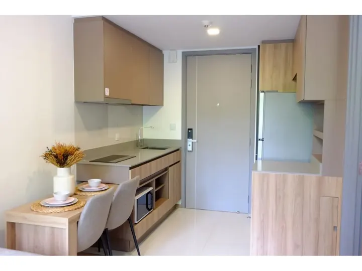 Property photos for Taka Haus Ekamai 12