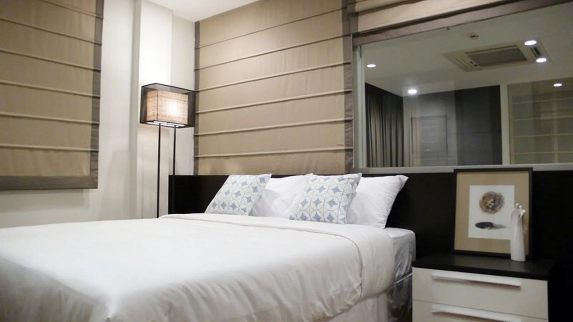 Property photos for The Rajdamri