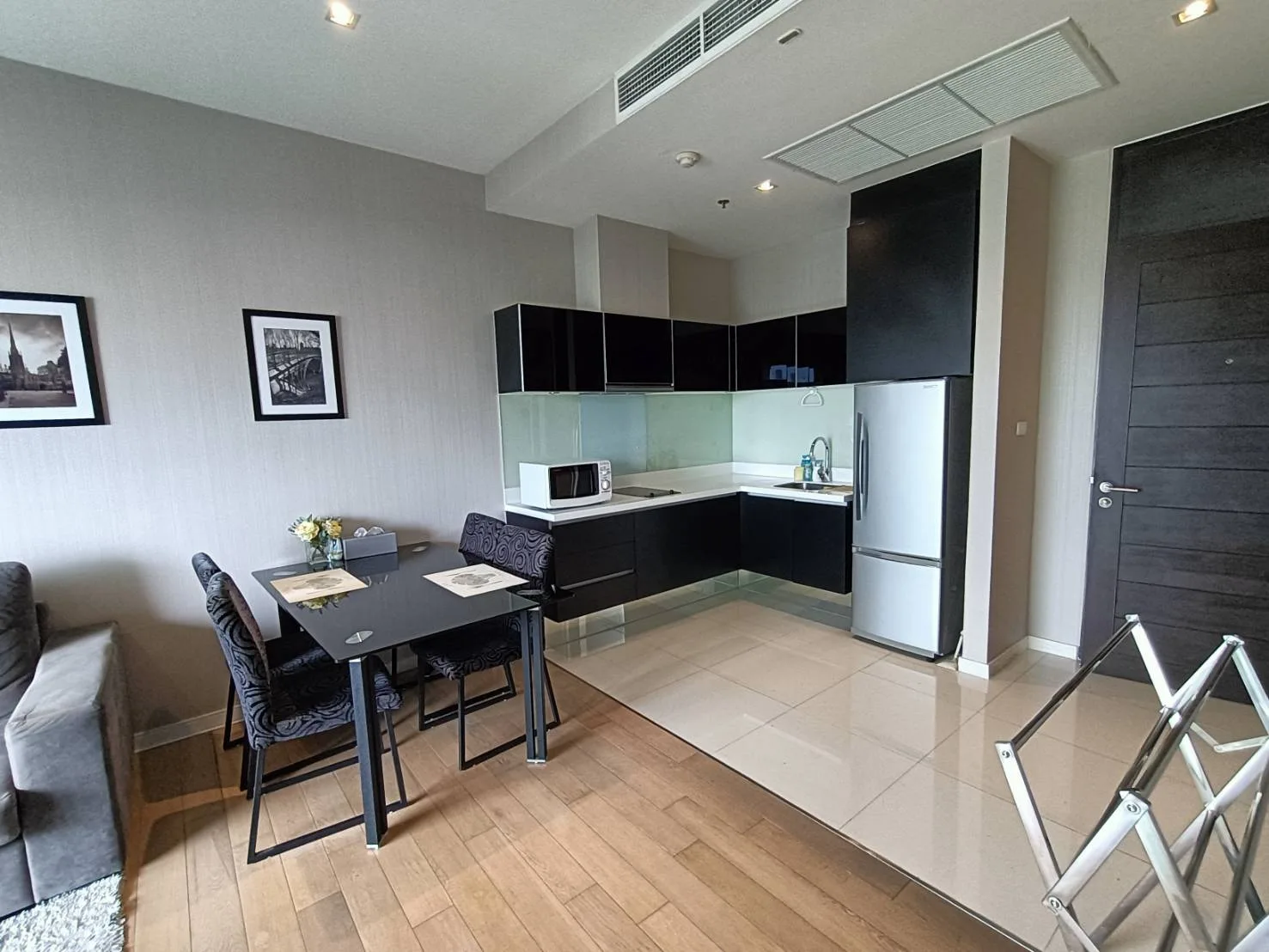 Property photos for Eight Thonglor Residence