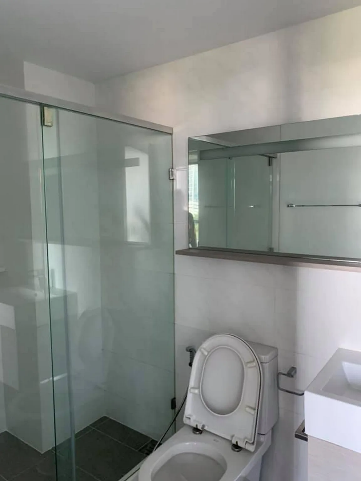 Property photos for The Room Sukhumvit 40