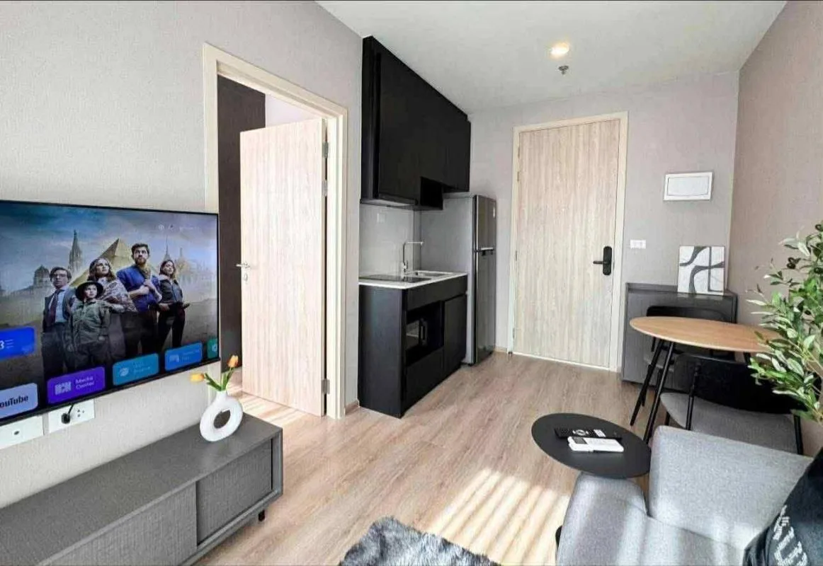 Property photos for Nue District R9