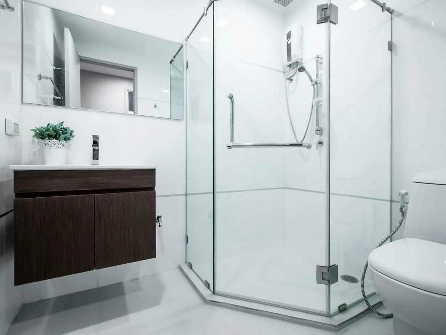 Property photos for Thru Thonglor